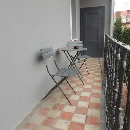 Appartamento černý Tulipán - 5 *